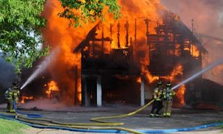 granja ardiendo quemada