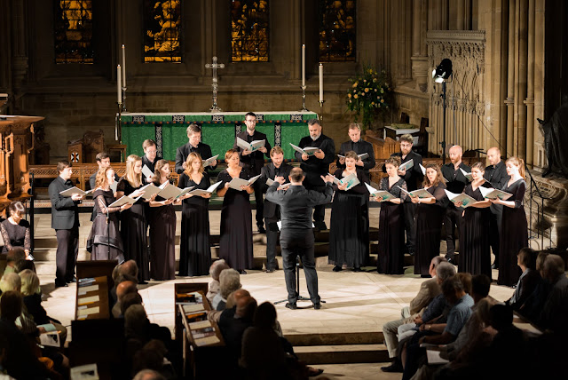 Southwell Festival Voices and Marcus Farnsworth (Photo Nick Rutter)