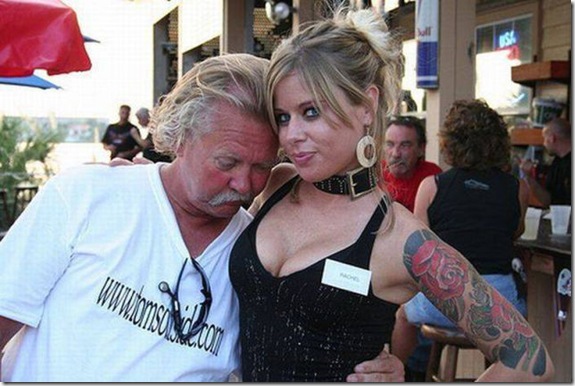 caught-staring-cleavage-36