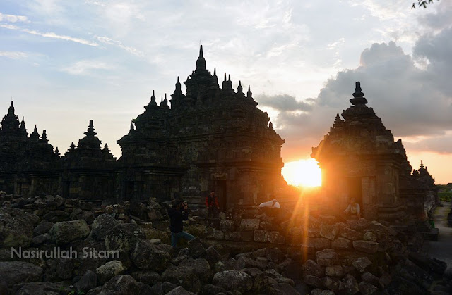 Membidik candi menjelang sunset