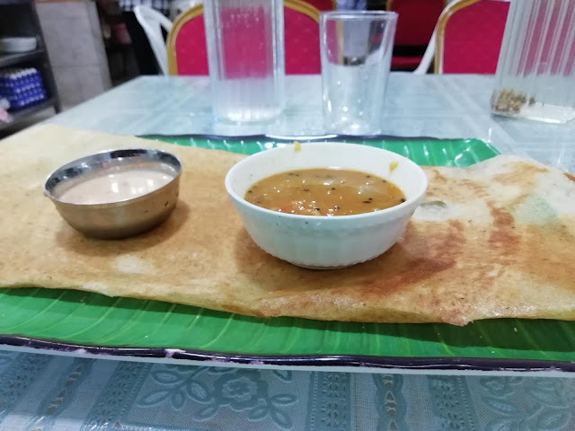 Masala dosa and sides