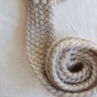 diy sunday: braided scarf