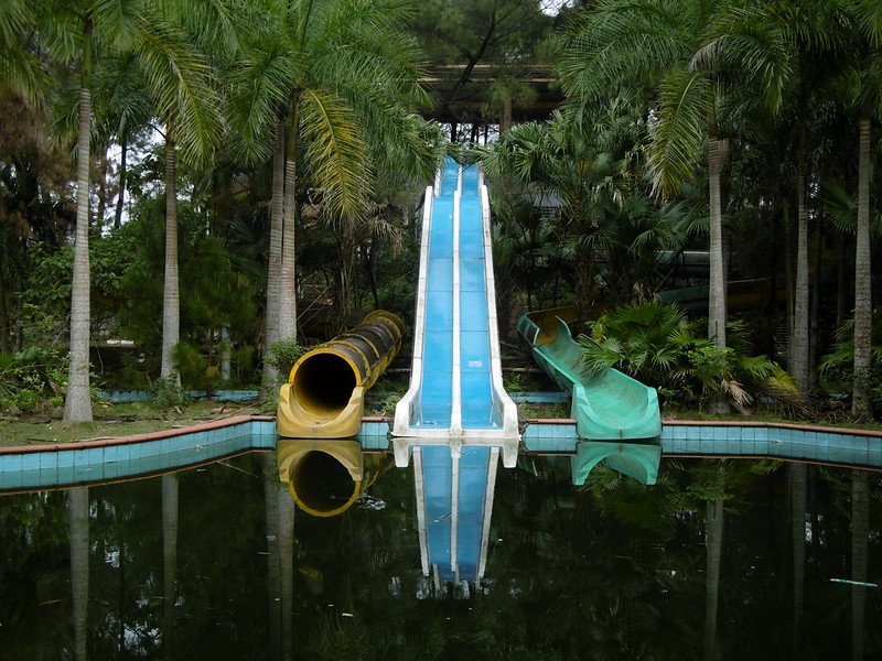 Hồ Thuỷ Tiên, ho thuy tien, ho thuy tien water park, ho thuy tien waterpark, water park in vietnam, vietnam water park, abandoned waterpark vietnam, abandoned water park vietnam, abandoned water park hue, vietnam abandoned water park, abandoned water park in vietnam,