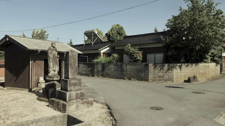 鳥取県西部のサイノカミ、一部堂横の自然石