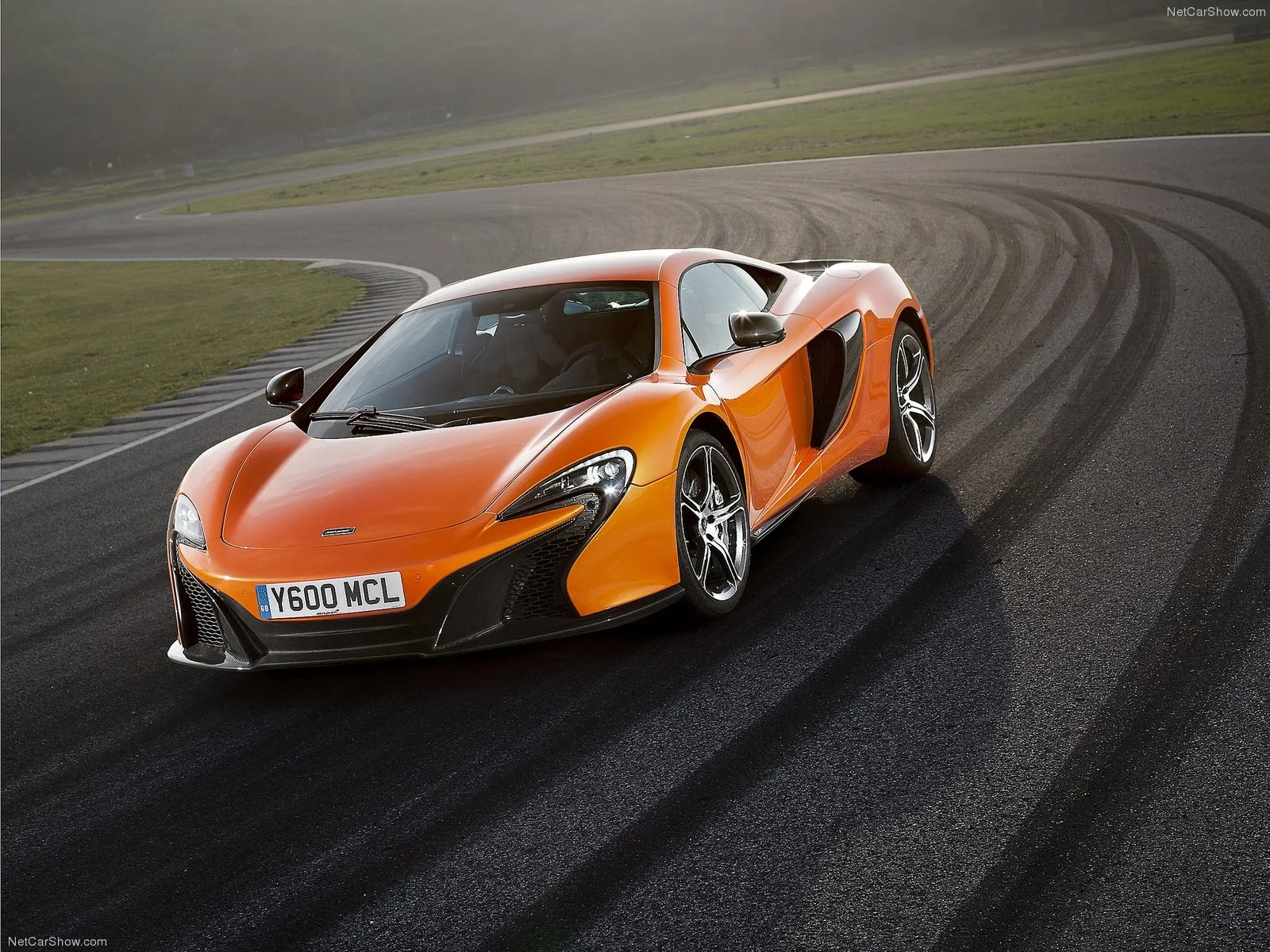 Hình ảnh siêu xe McLaren 650S 2015 & nội ngoại thất