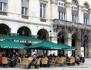 Café at the theatre