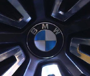 Orang Indonesia Secara Umum Dikuasai Beli Bmw Pakai Tunai