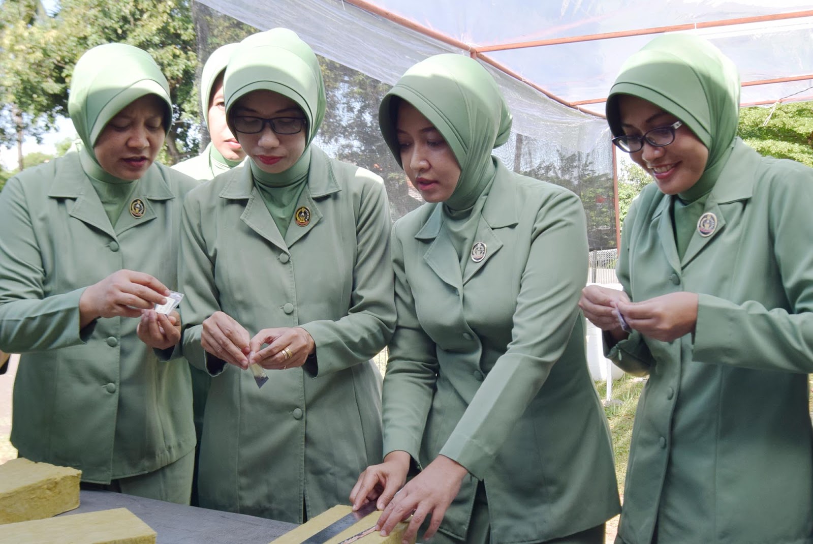 Syarat Menjadi Istri Prajurit Tentara Roosvansia