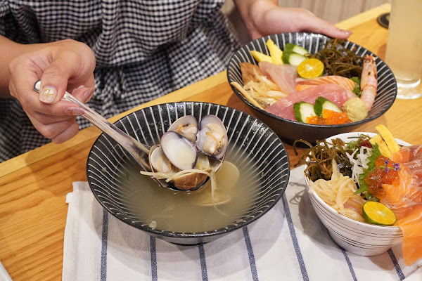 台南南區美食【伊豆讚壽司專賣】餐點介紹－蛤蠣湯