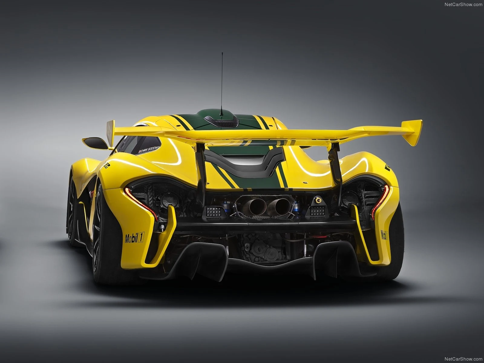 Hình ảnh siêu xe McLaren P1 GTR 2015 & nội ngoại thất