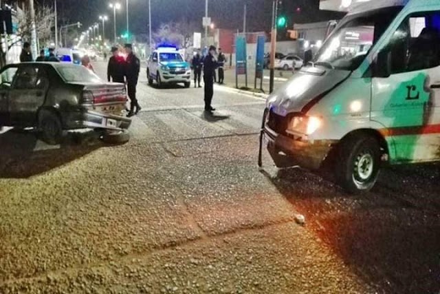 ACCIDENTE DE TRANSITO CON AMBULANCIA