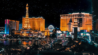 Las Vegas vs. Reno: Where should you live? From exciting nightlife in Las Vegas to tons of exciting daytime activities to enjoy in Reno, let’s check all the pros and cons.