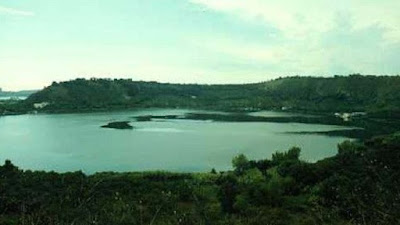 danau avernus, italia