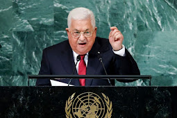 Mahmoud Abbas Sebut Yair Lapid Segera Lanjutkan Negosiasi