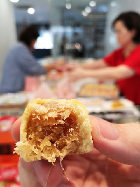 Pineapple Tarts. A Southeast Asian Chinese New Year Tradition 黄梨塔