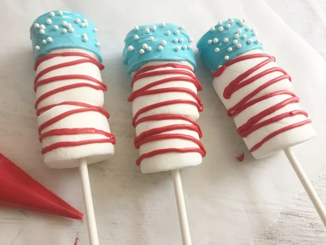 Photo of patriotic marshmellow pop treats.
