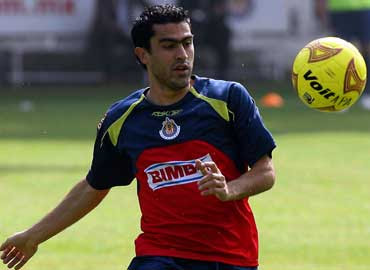 Chivas contrata a Nery Castillo.