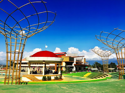 Things to do in Bukidnon - Manolo Fortich Municipal Plaza