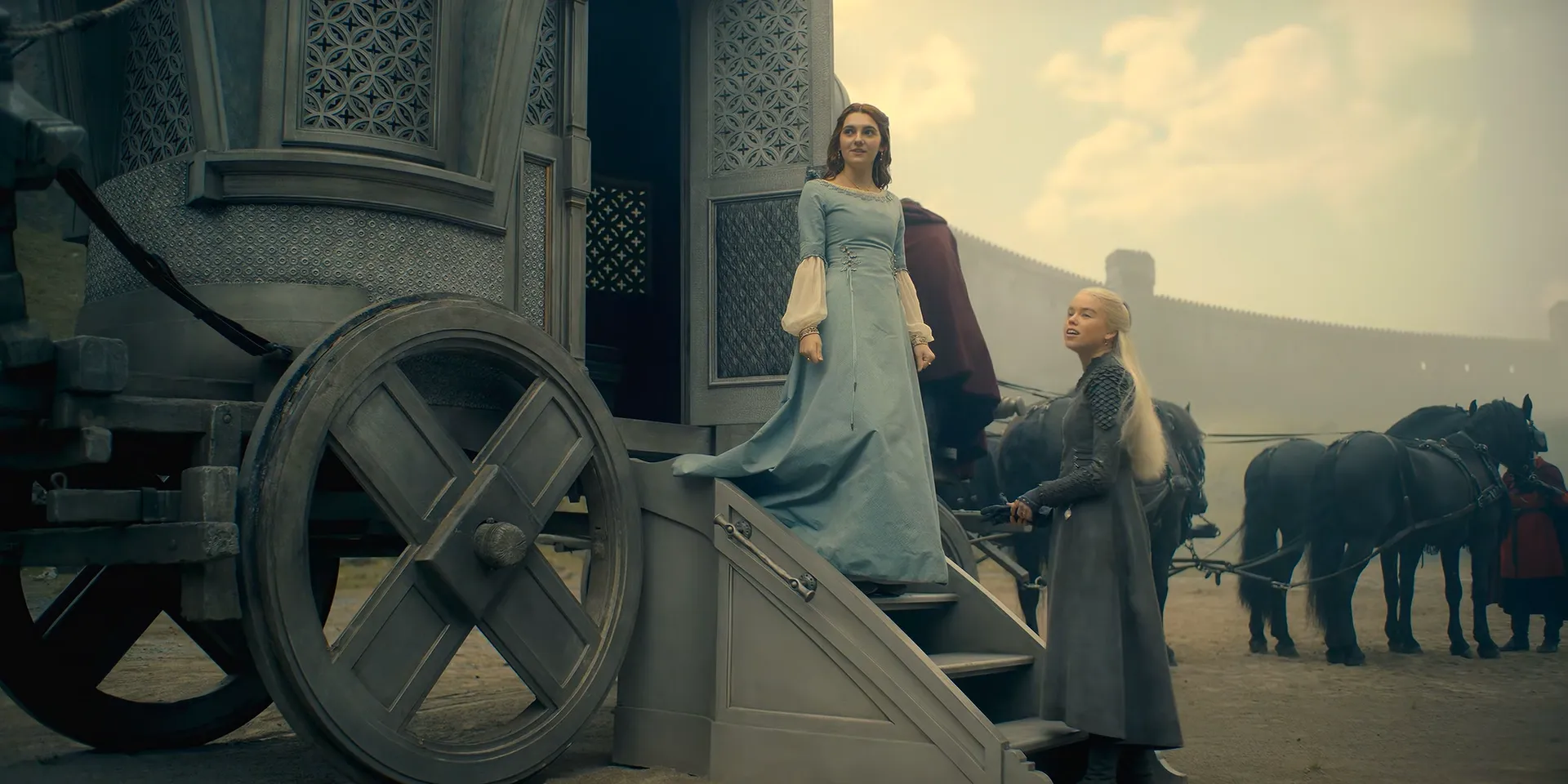 Rhaenyra and Alicent on a Cart