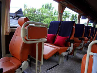 Bus Pariwisata nyaman