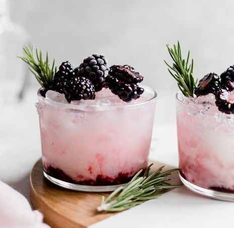 COCONUT ROSEWATER BLACKBERRY SMASH #drinks #cocktails