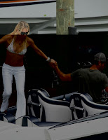 Anna Kournikova Going on a Boat Ride picture