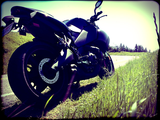 Buell 1125CR at Tomales Bay