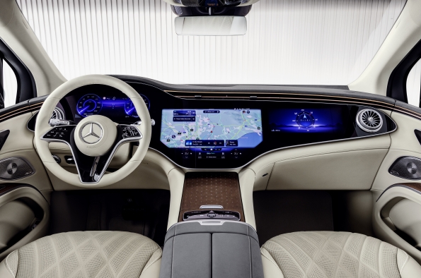Mercedes-Benz  EQS-interior