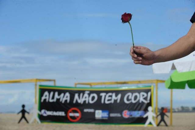 Racismo entre expressões do cotidiano, porque vocabulário segue no país