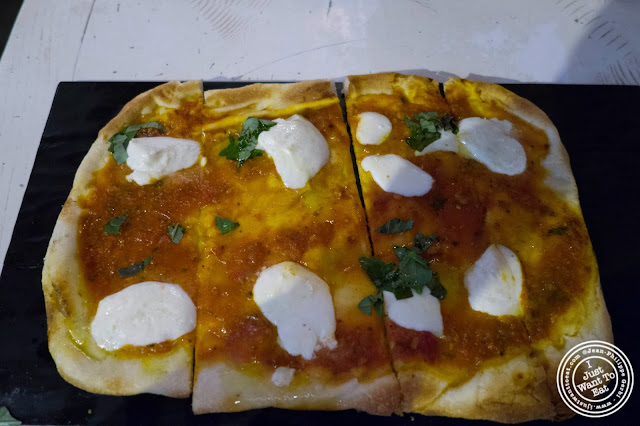 image of margherita pizza at Il Forno Hell's Kitchen in NYC, New York