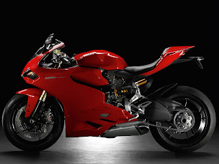 2013 Ducati Superbike 1199 Panigale Motorcycle Photos 3