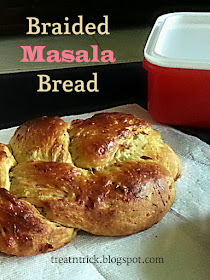 Braided Masala Bread Recipe @ treatntrick.blogspot.com