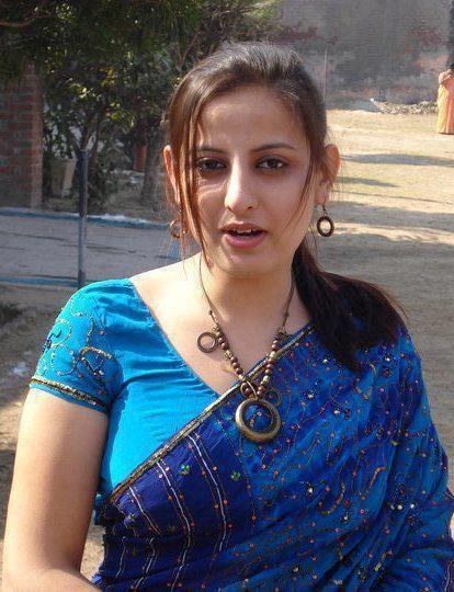 Labels Asian Girl Beautiful Pakistani Girl Beauty tips Big Tittes Indian 