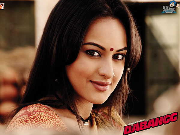 Sonakshi Sinha - The Sexy Dabangg Girl Wallpapers