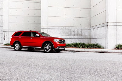 Dodge Durango 2011: New interior and exterior pictures metallic red