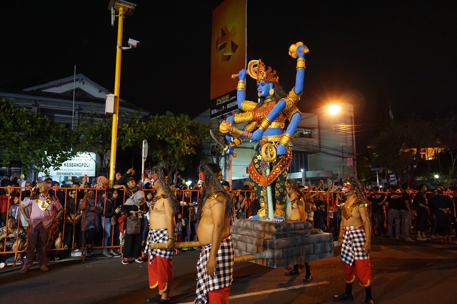 Ulang Tahun di Wayang Night Carnival Yogyakarta 2017 