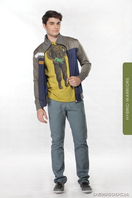 Charlie Matthews for Bench (3)