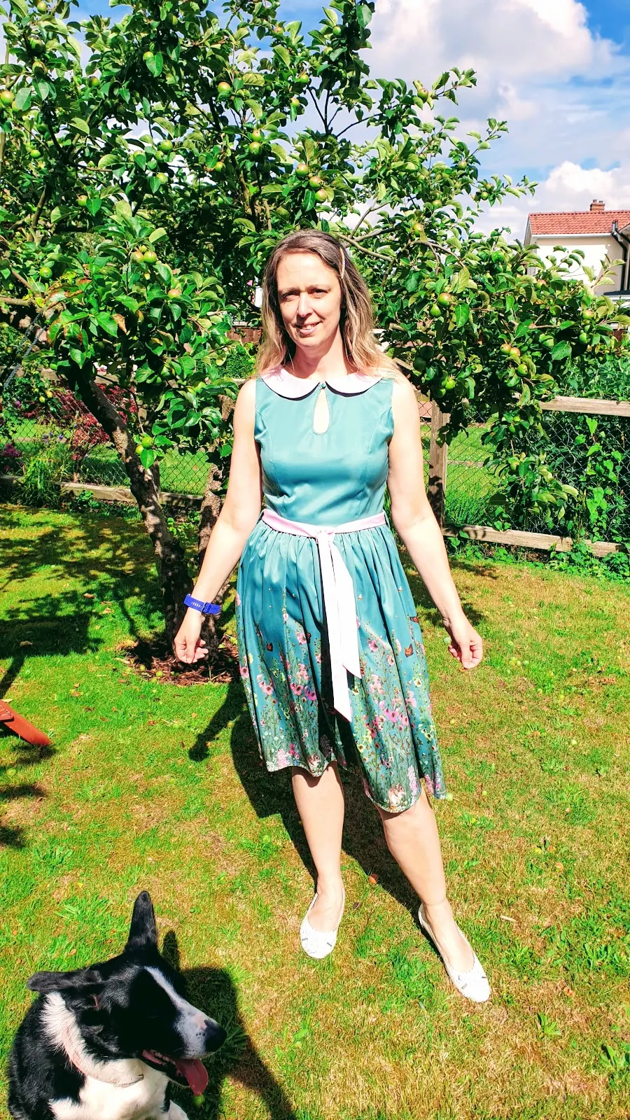 Vintage Swing Dress And Afternoon Tea In The Garden