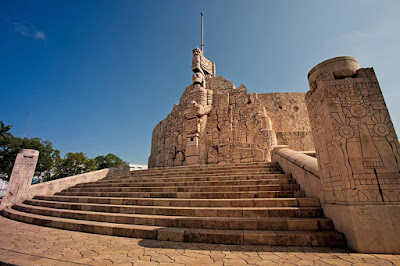 El monumento a la Patria en Mérida, México, viajes y turismo