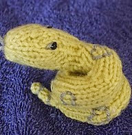 http://www.ravelry.com/patterns/library/susie-snake-with-acorn