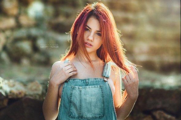 Delaia González linda modelo beleza ruiva mulher jovem fotografia por Gustavo Terzaghi