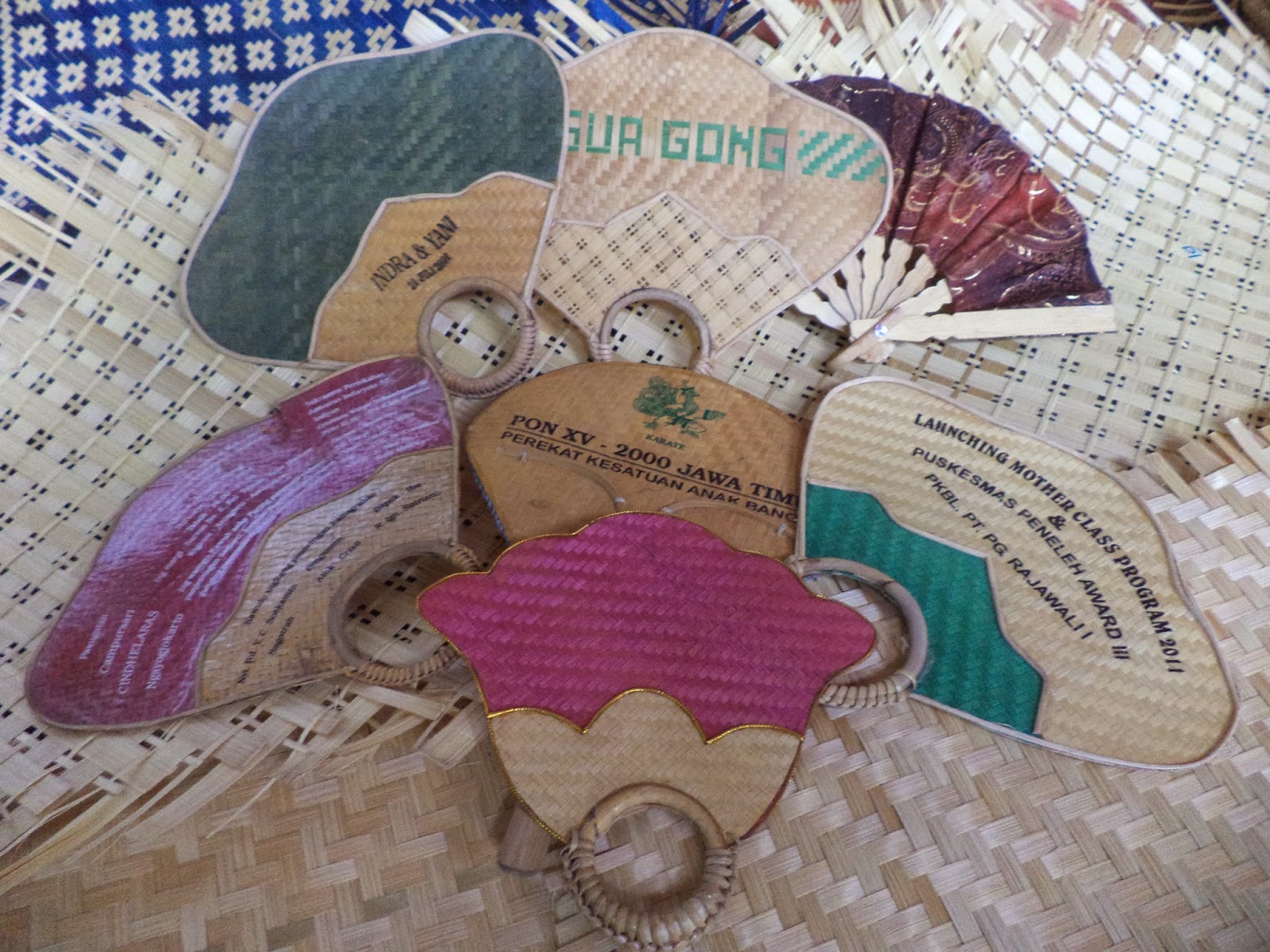 Jual Souvenir dari Bambu  0852 3373 0037 Jual Kerajinan  