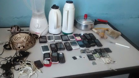 Drogas e celulares apreendidos em “baculejo” no Conjunto Penal de Jequié