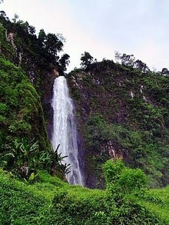  7 Air Terjun Tertinggi Di Indonesia