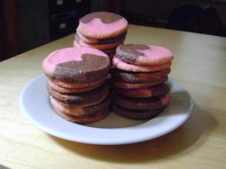 marn's brownish-pink and brown cookies