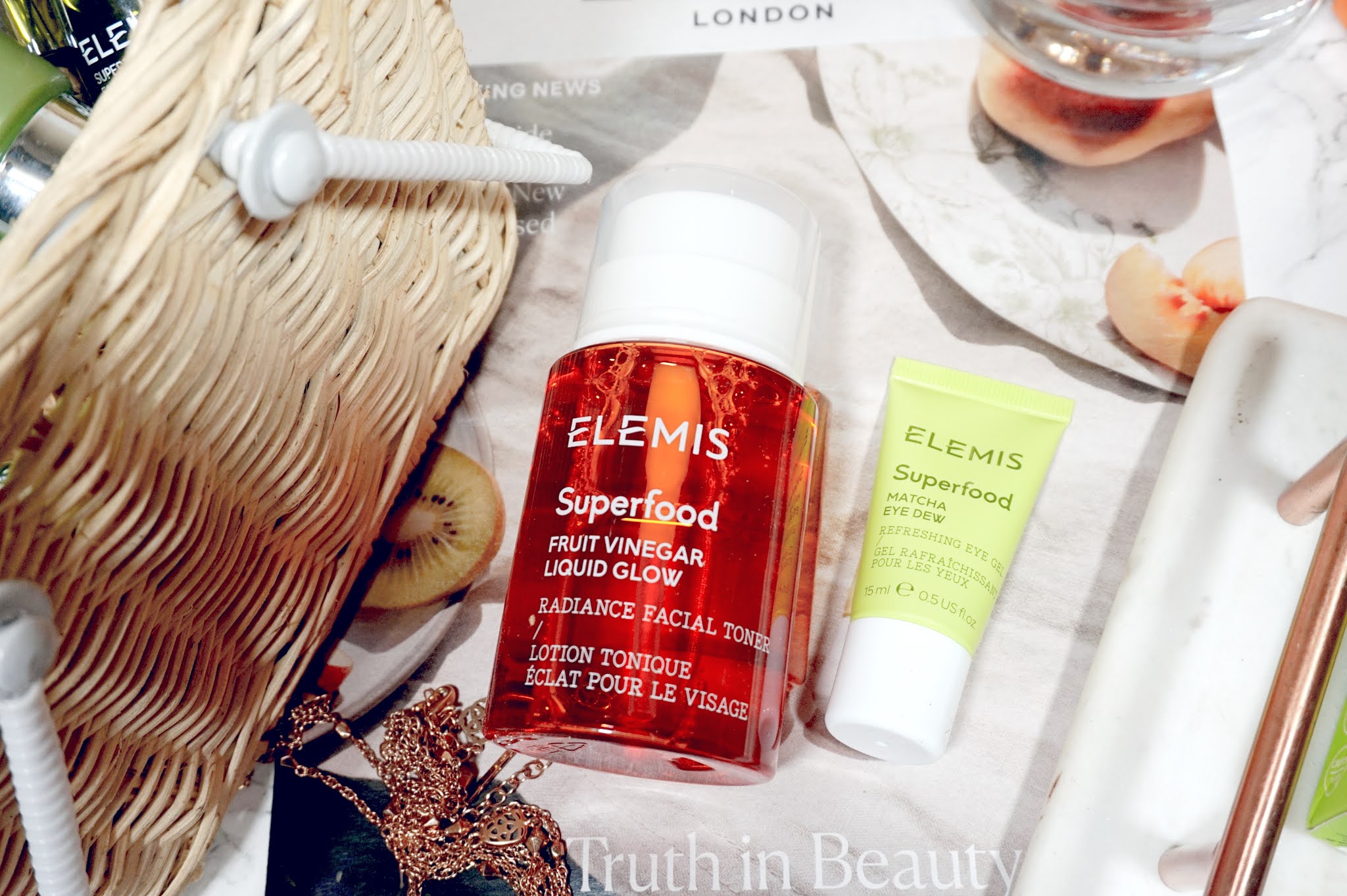 Elemis Superfood Fruit Vinegar Liquid Glow Review