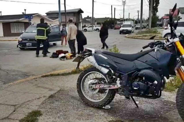 Choque con motociclista lesionada