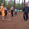 Pantau Langsung Hutang Pinus Lembana,  Ini Di Lakukan Kapolsek Tinggimoncong Gowa