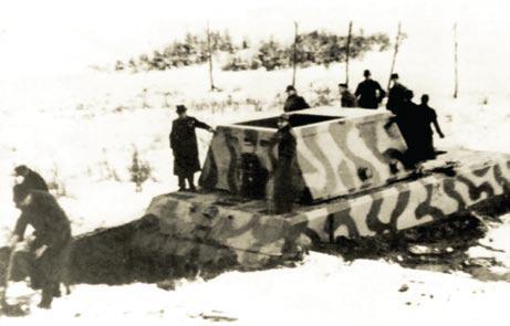 Провалившийся в болото во время ходовых испытаний Тип 250/1 на полигоне Боблинген, 1944 год