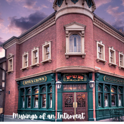 The Rose & Crown Pub located in Epcot's UK